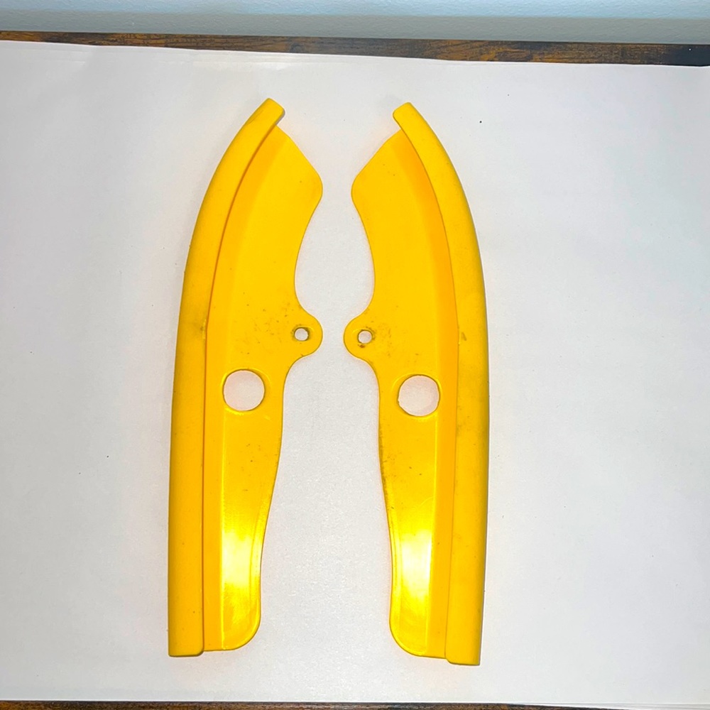 Car Lip Split Bumper Cover Car Parts-Car Kit-Car Accessories Dodge Challenger